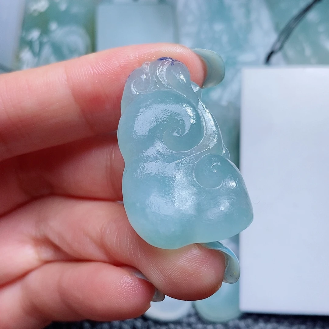 定制翡翠未镶嵌毛货付款后确认抛光