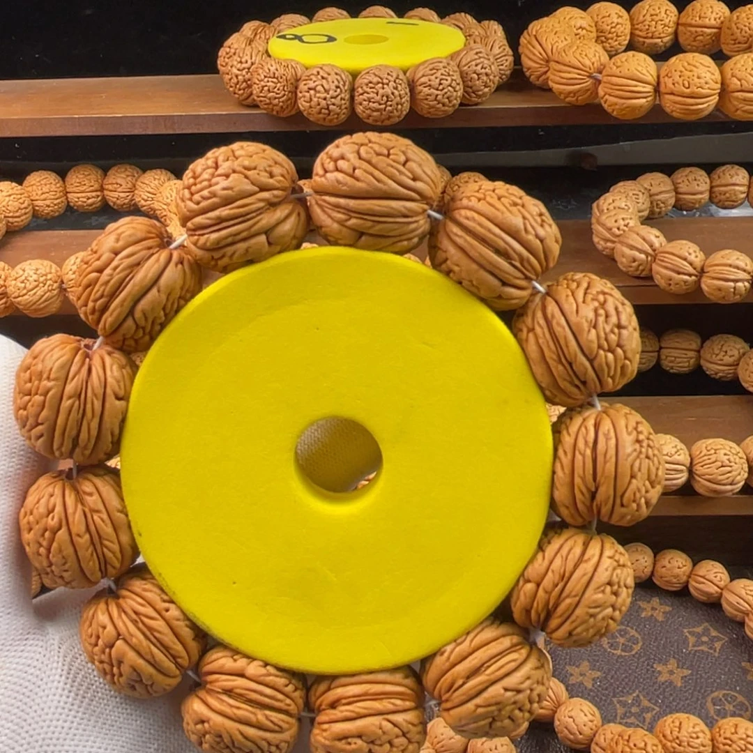 我***酒吊坠桃核霸王巨龙