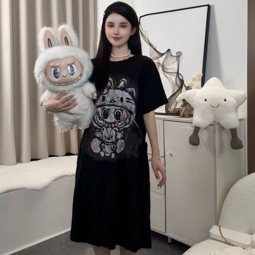 2025夏季新款黑色卡通拉布布短袖女宽松休闲百搭连衣裙
