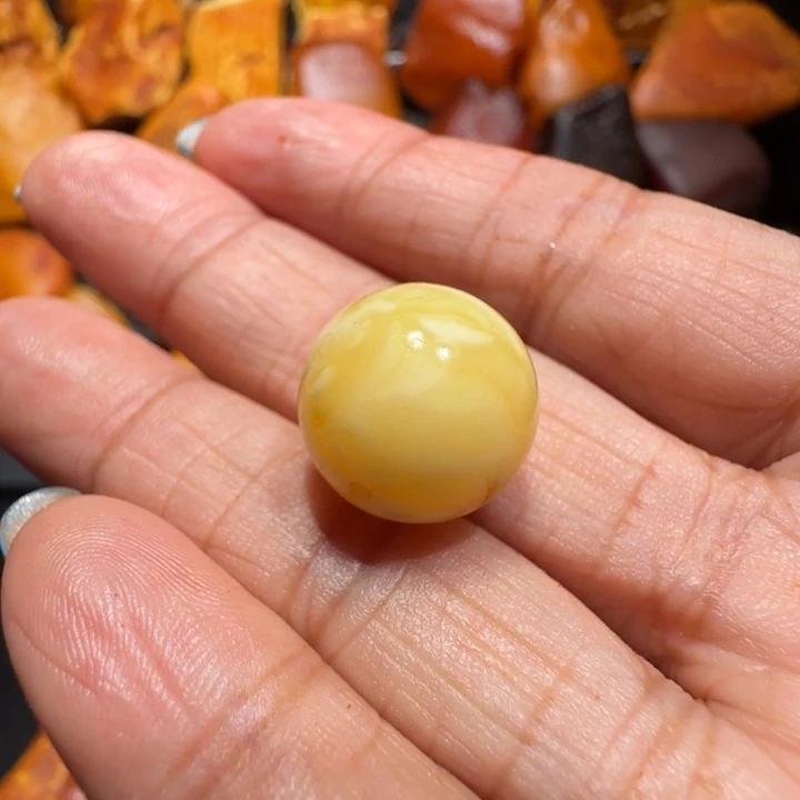 未镶嵌定制琥珀?*水专属定制
