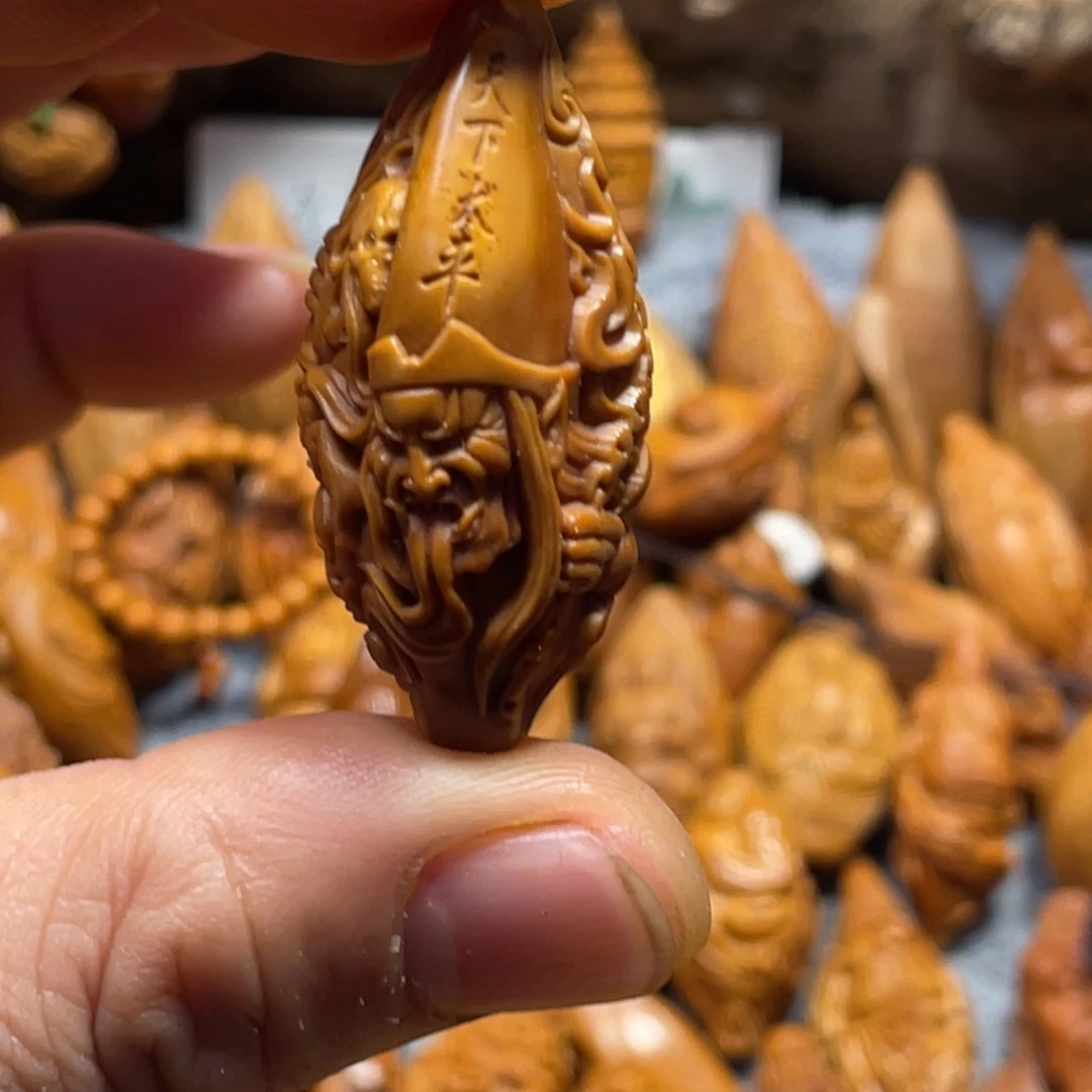 橄榄核吊坠四****王微瑕黑白无常387