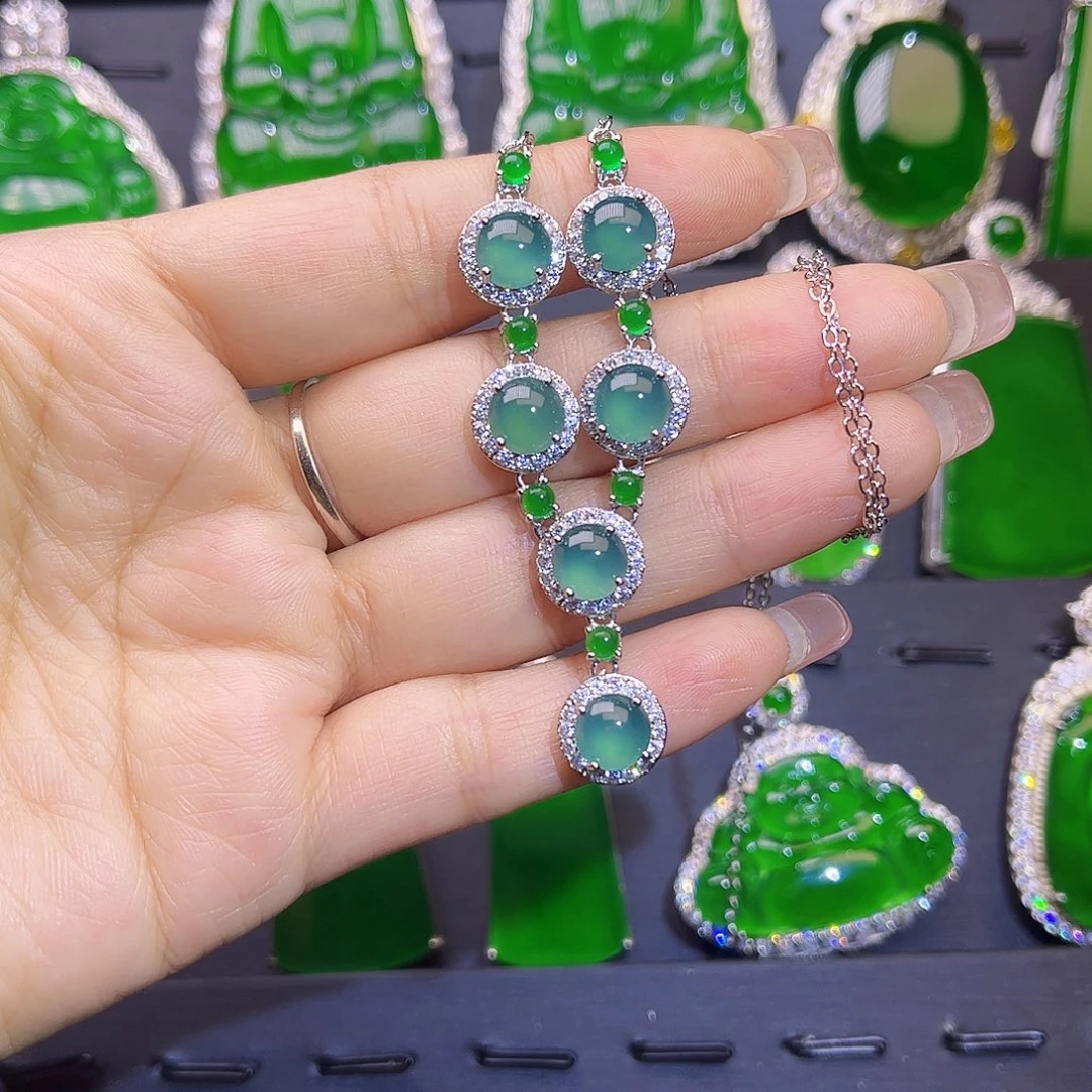 翡翠颈饰未镶嵌项链