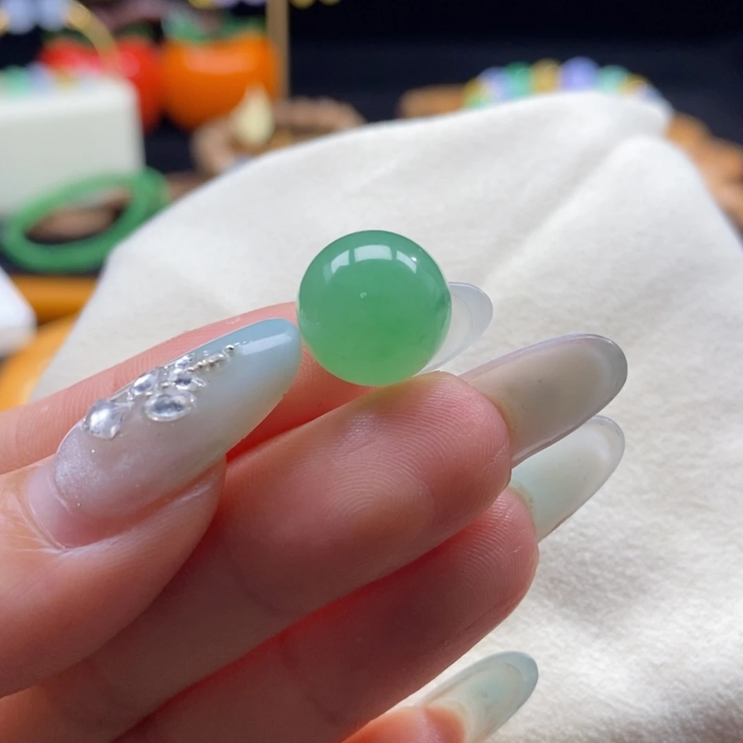 翡翠未镶嵌颈饰翡翠满绿珠卡12.7mm