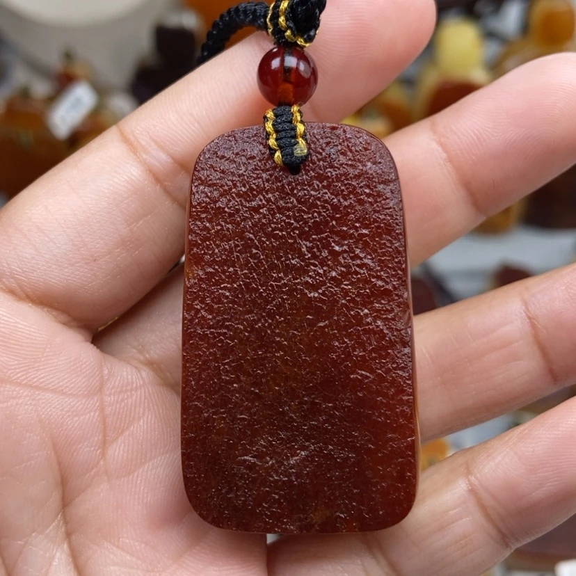 【闪购商品】琥珀颈饰未镶嵌