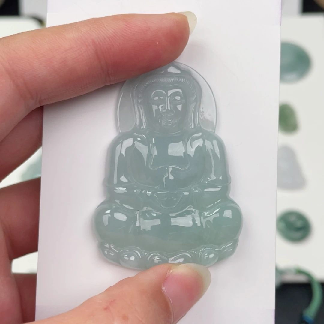 翡翠未镶嵌颈饰观音
