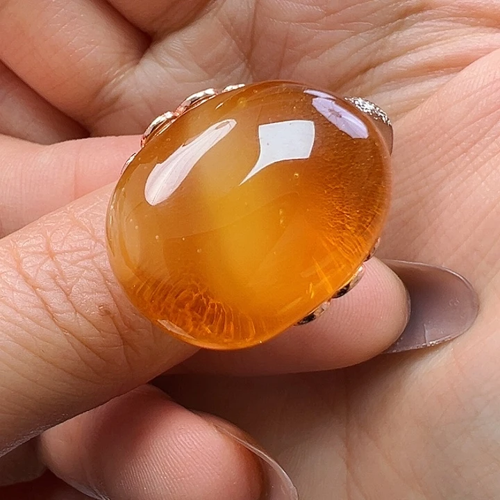 蜜蜡未镶嵌珠宝奇石