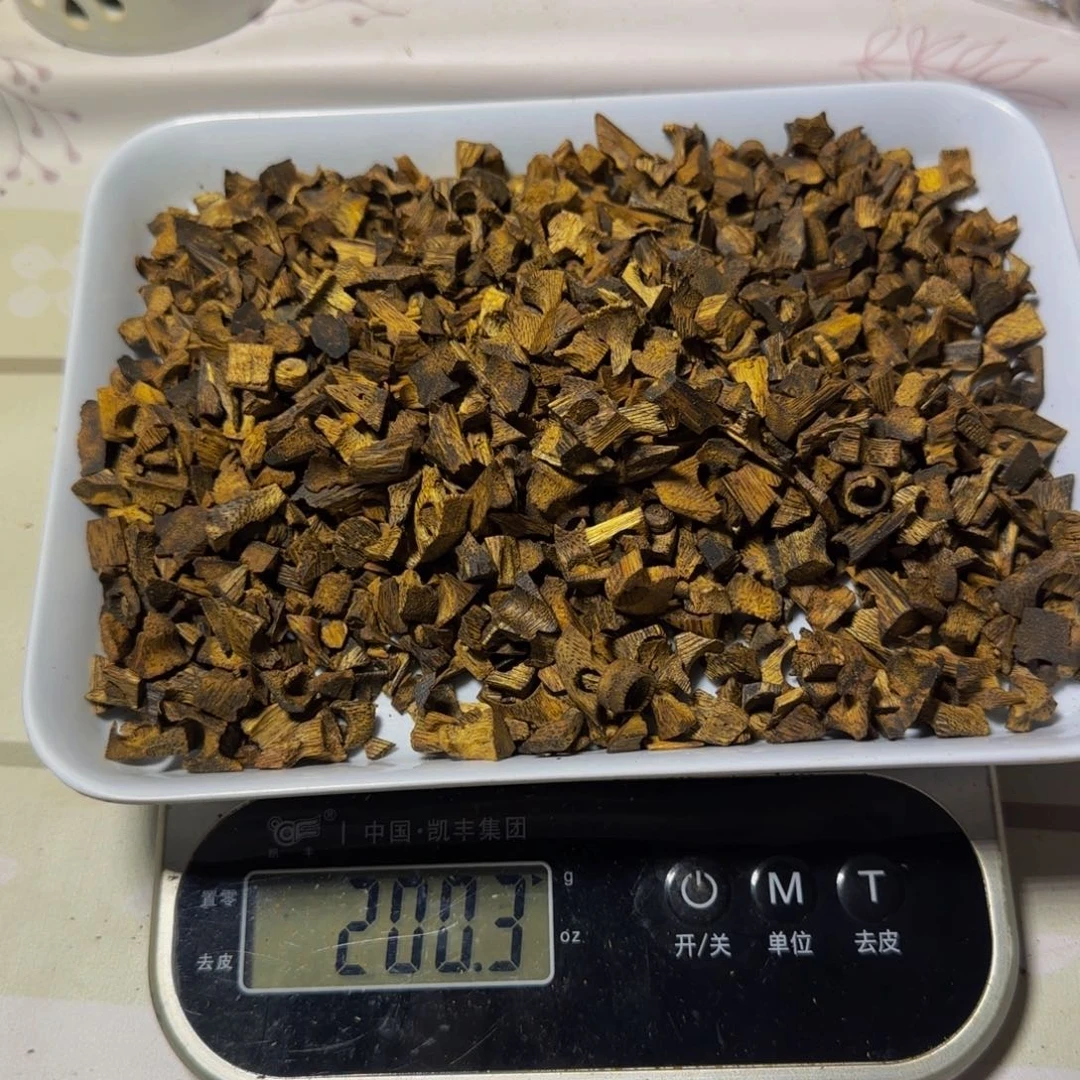 T***K沉香沉香碎屑张勺子101克