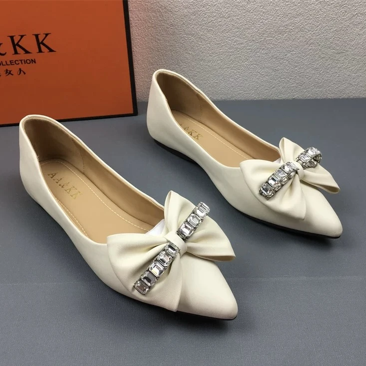 孤品断码四双女鞋（商品微瑕 介意勿拍）