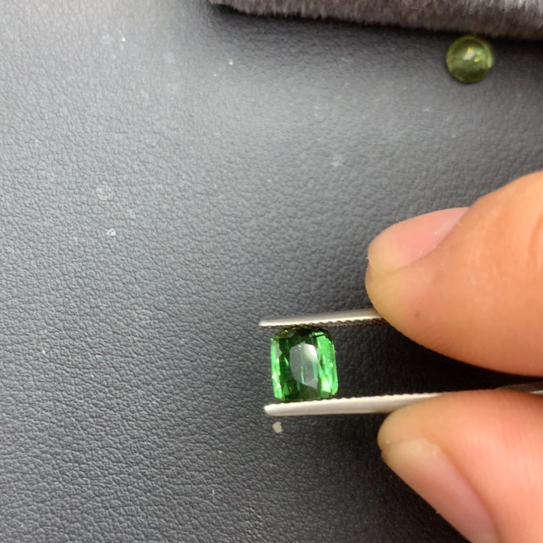 裸石未镶嵌碧玺1.8ct