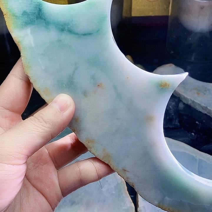 翡翠未镶嵌颈饰毛料50