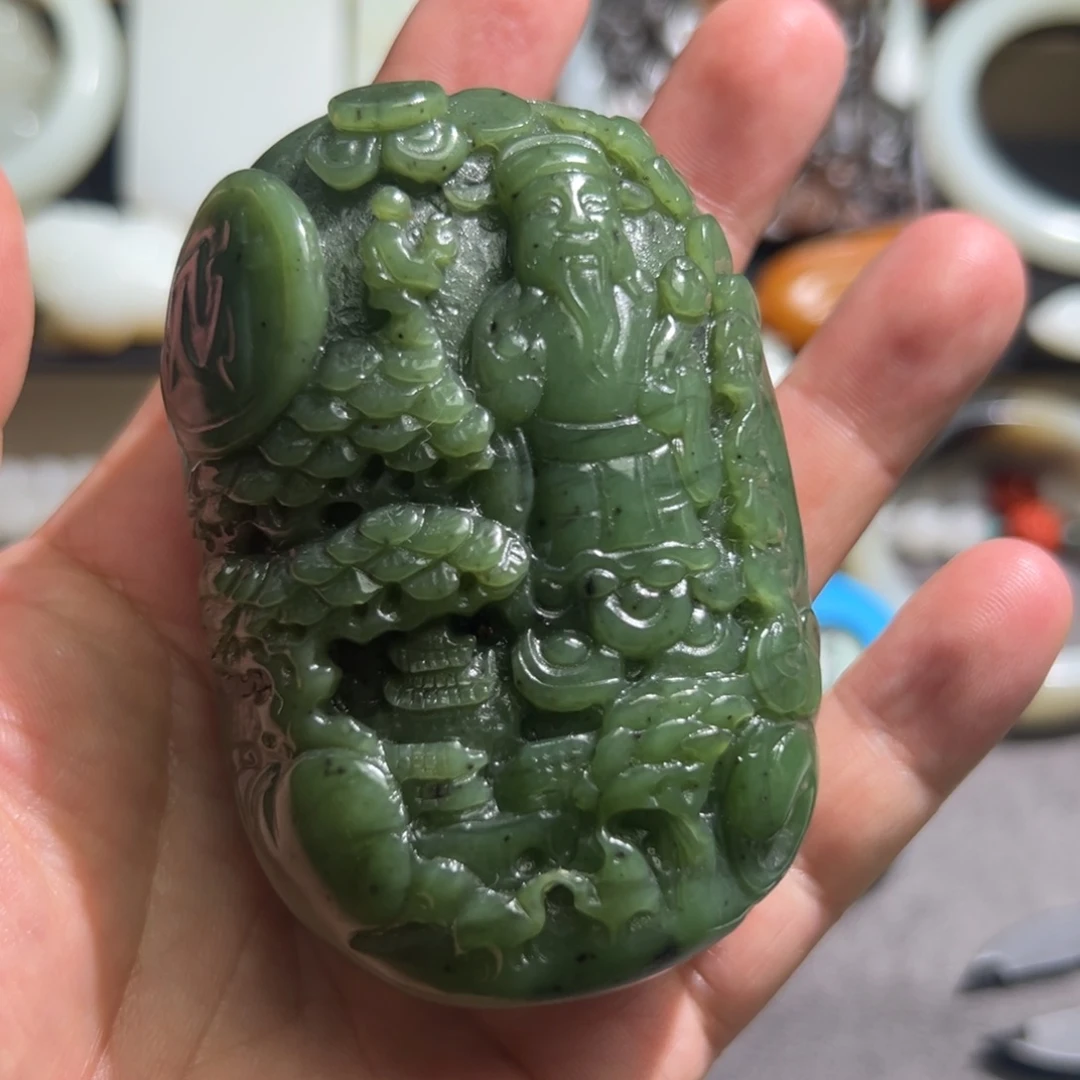 未镶嵌和田玉摆件