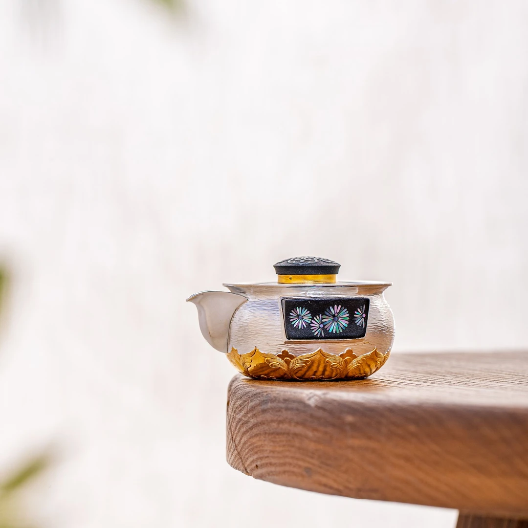 蜂鸟工坊 名匠优选 彩绘盖桃心拉丝镀金底银盖碗 MJYXA3103