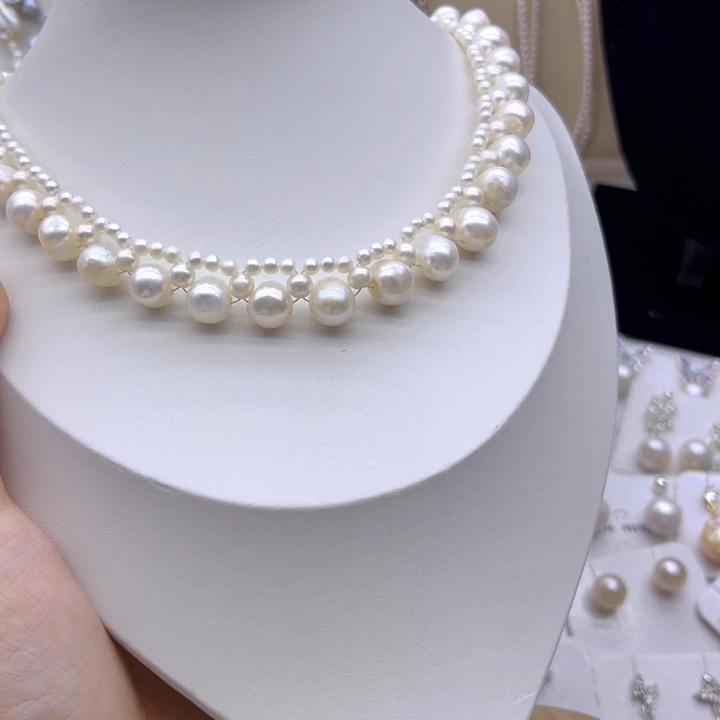 欧***耶淡水珍珠颈饰未镶嵌