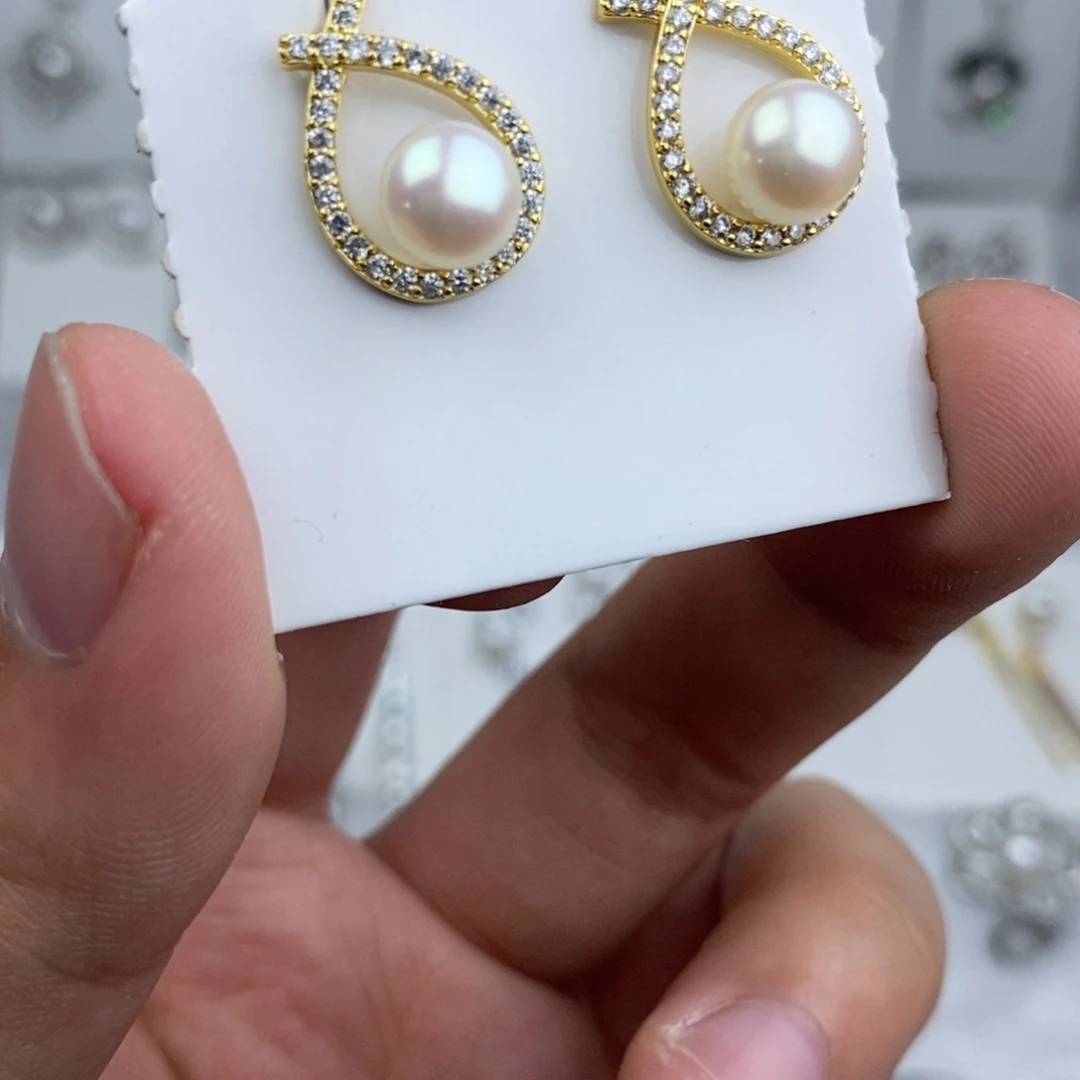 未镶嵌耳坠淡水珍珠