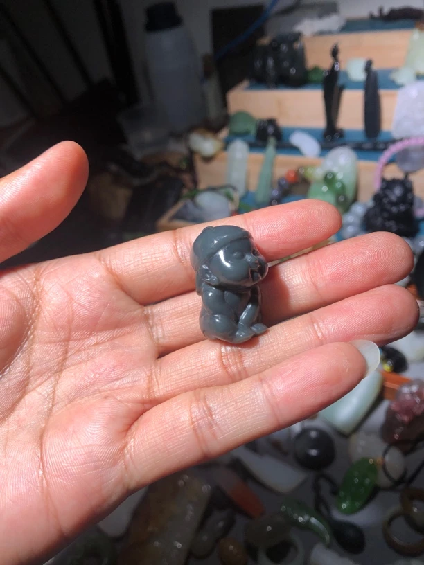 和田玉雕刻件挂件