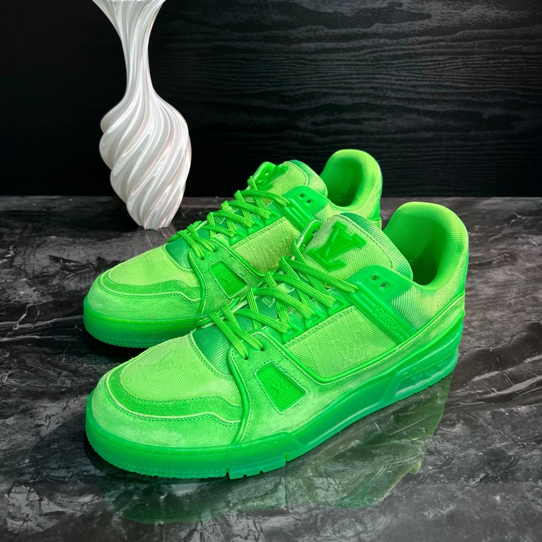 99新 LouisVuitton/路易威登 1388/42码/绿牛仔Trainer板鞋