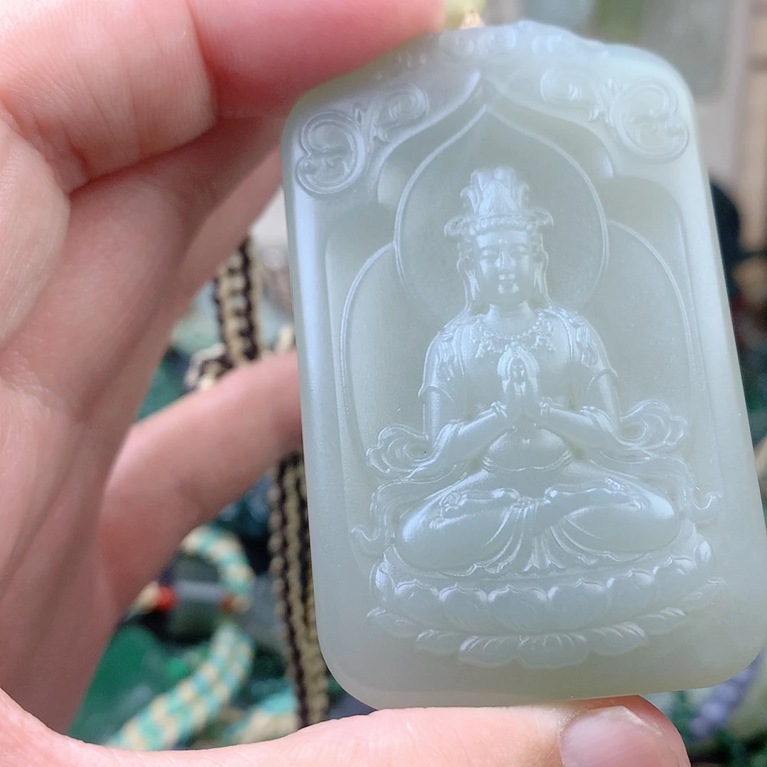 和田玉未镶嵌颈饰O**R