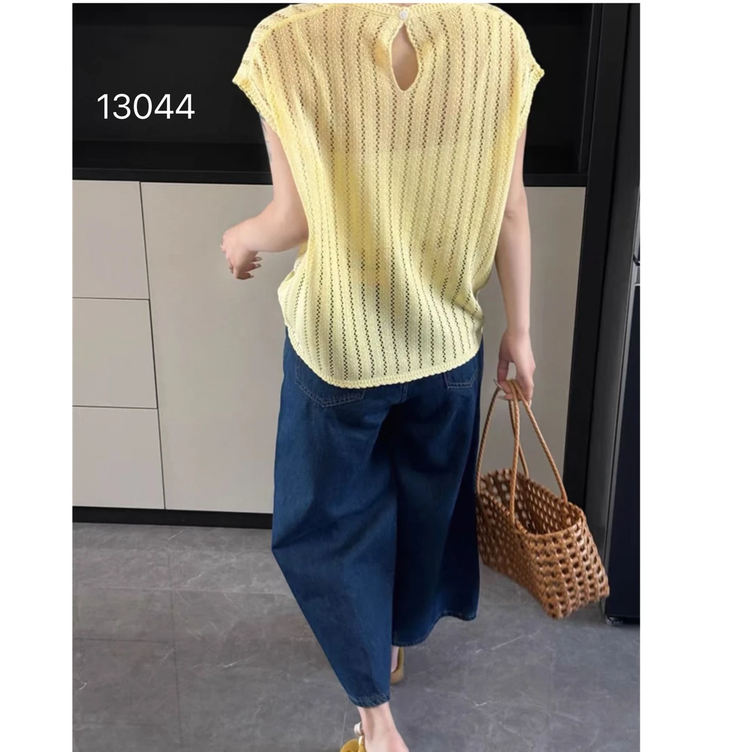 13044（部分无水洗唛，介意慎拍）CHUXUN新款镂空后背水滴扣小飞袖