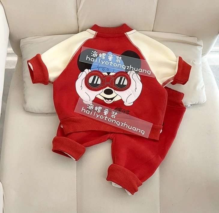 2025秋冬季新款宝宝保暖套装加绒无骨套装秋冬外穿衣服