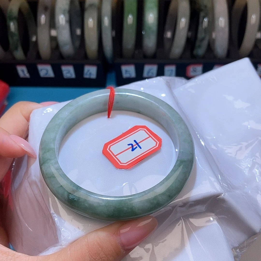 翡翠手镯未镶嵌ℒ****