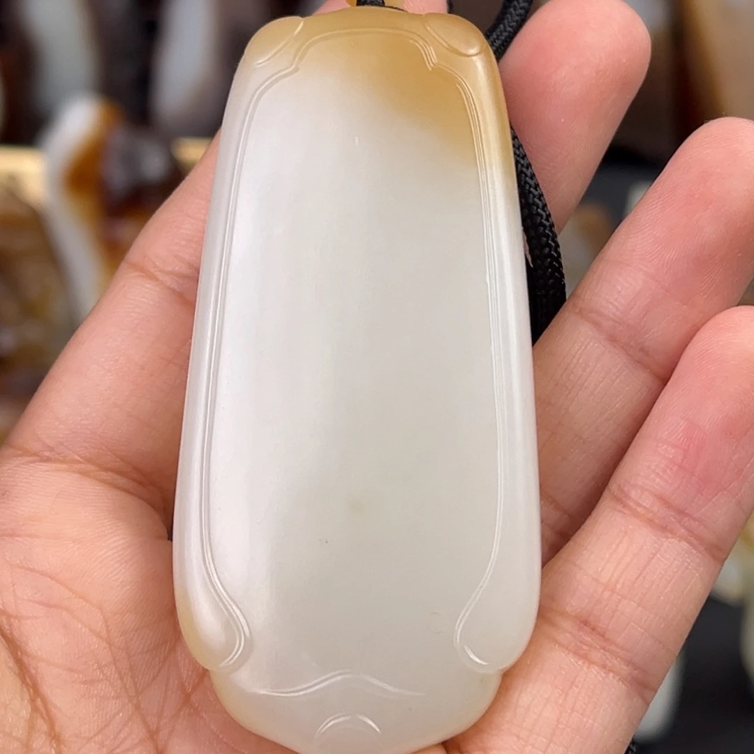 工***藤颈饰未镶嵌和田玉（糖玉）
