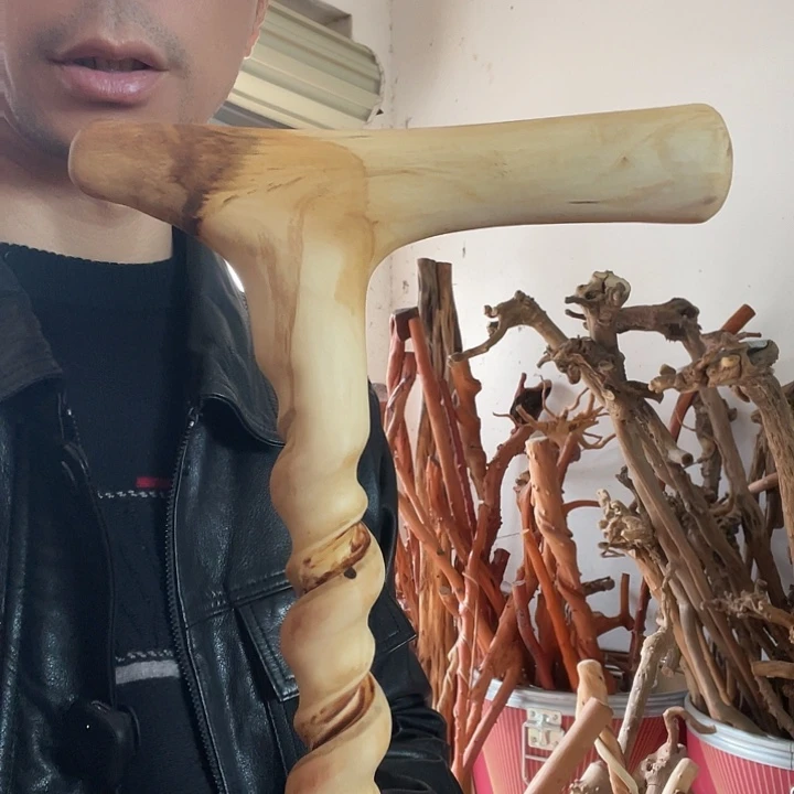 随***缘贵州火棘木人工盘龙手杖