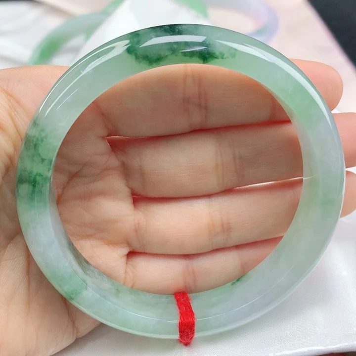 翡翠手镯未镶嵌冰飘花61