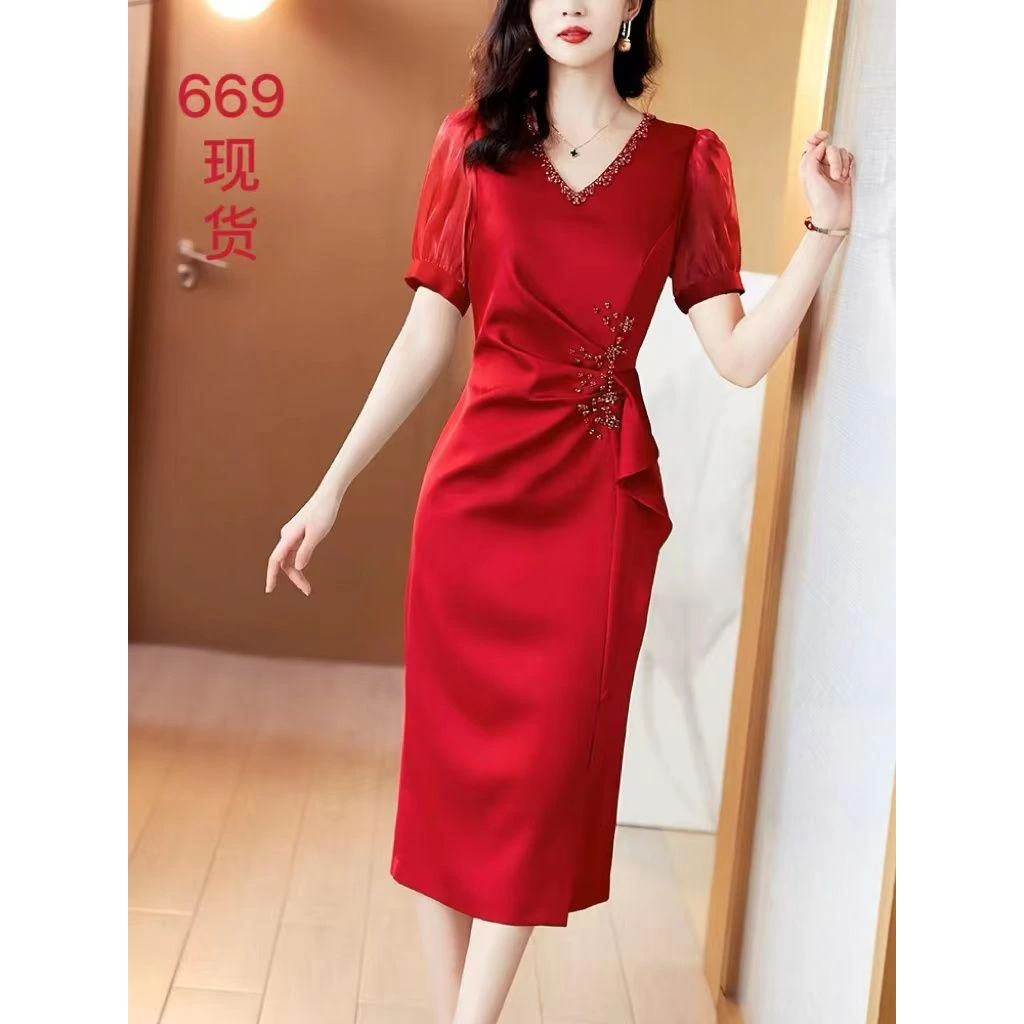 婚宴礼服连衣裙裙子女2025年夏装新款高档名媛气质收腰V领中长款