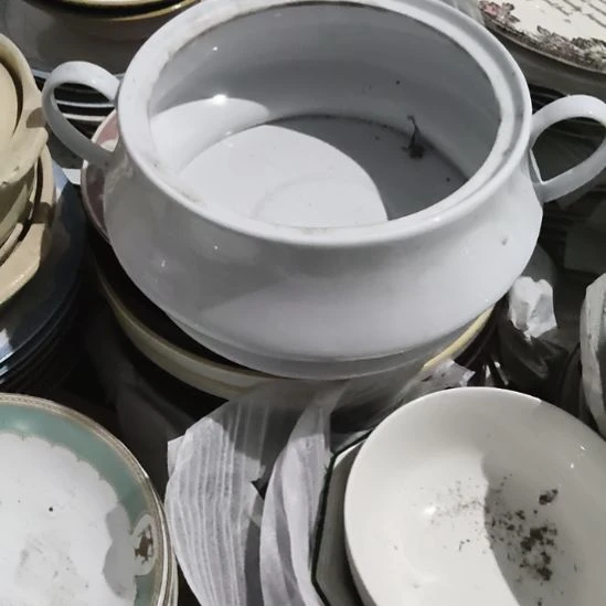 瓷陶瓷盘子碗啥都有