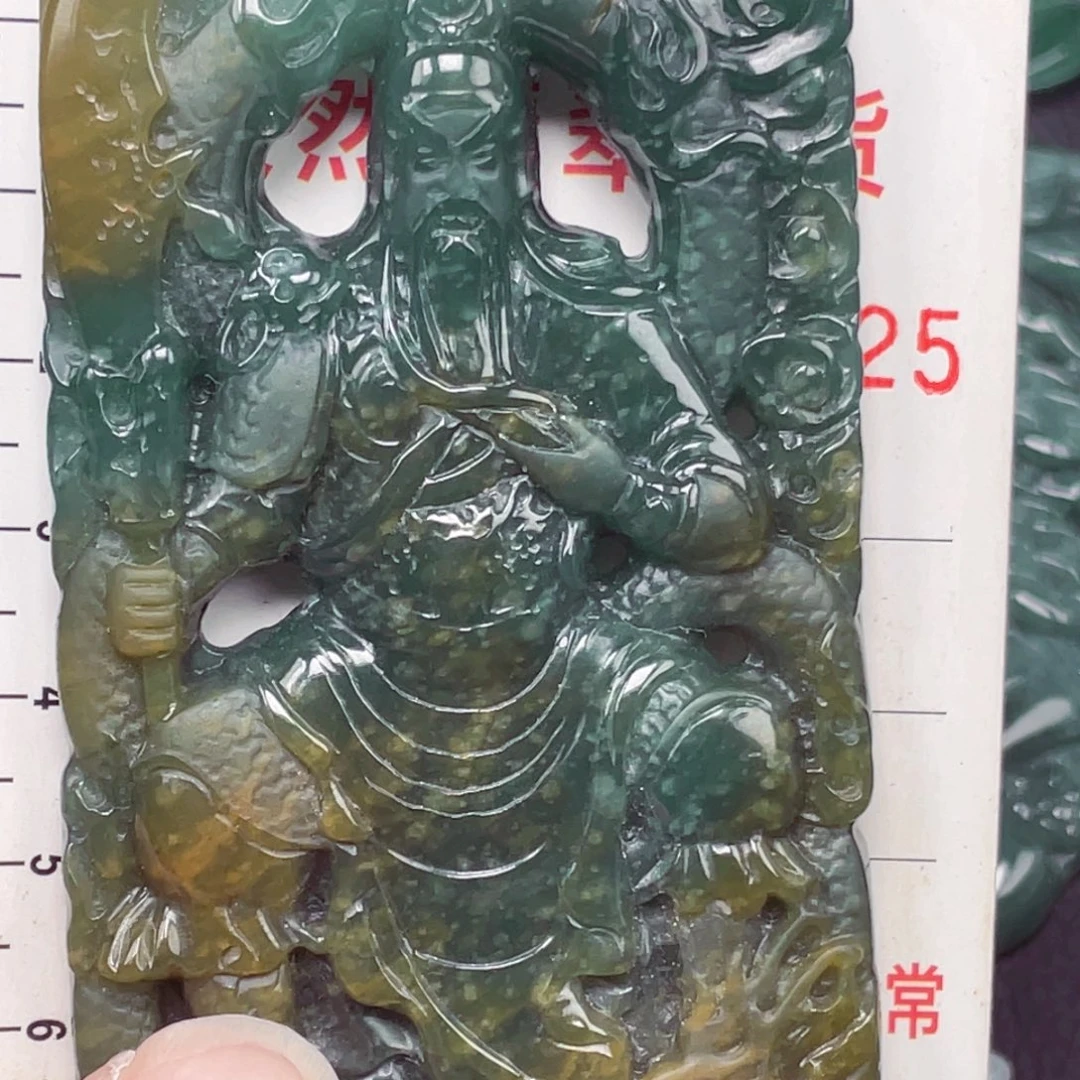 翡翠未镶嵌颈饰吊坠