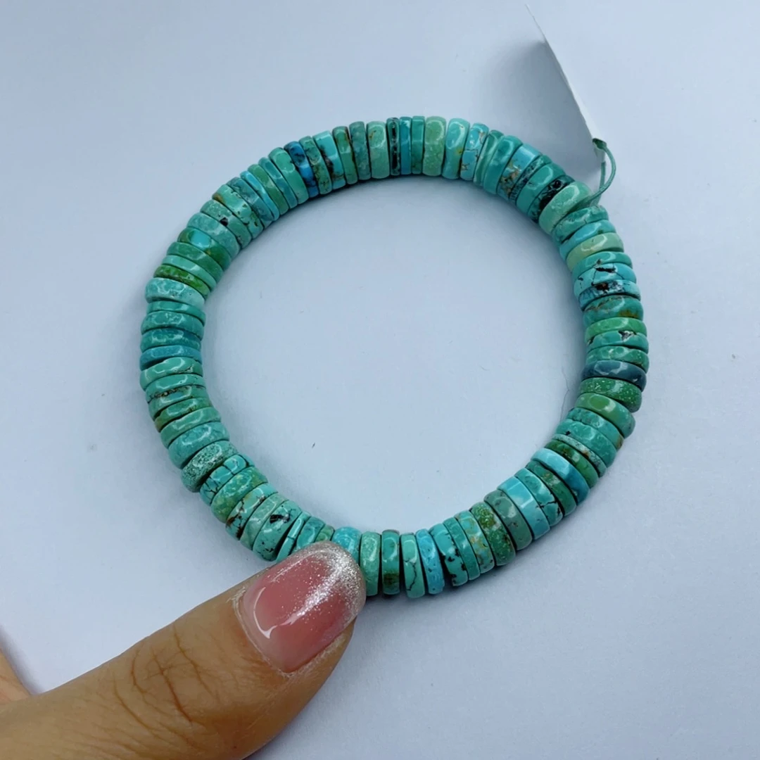 绿松石颈饰未镶嵌