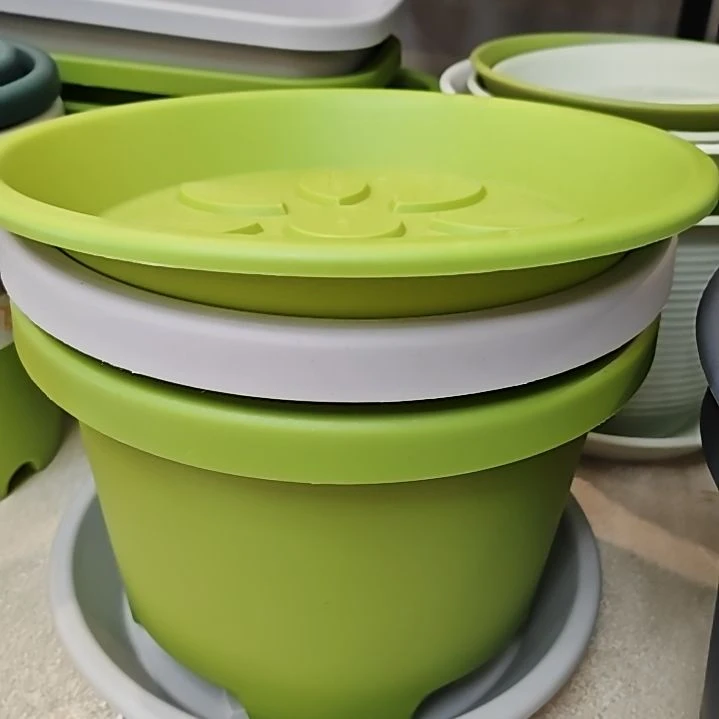 树脂开****灯球根三号外口径25.5，灰白带托5个