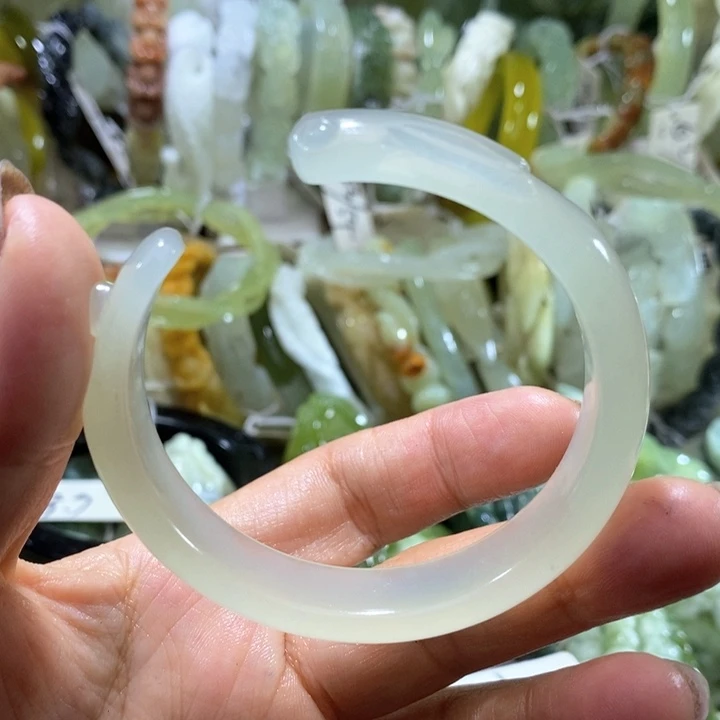 未镶嵌岫玉岫玉手镯53