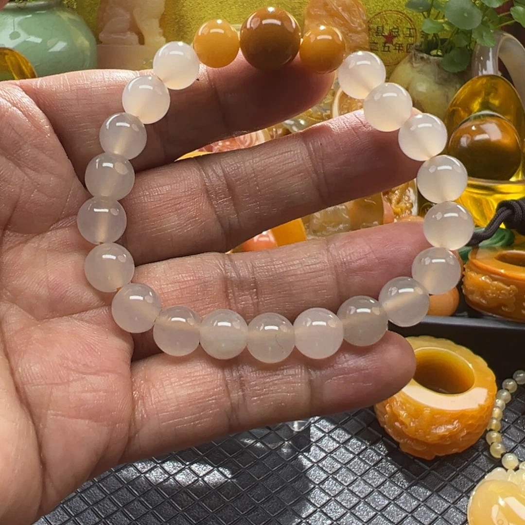 石英质玉未镶嵌颈饰