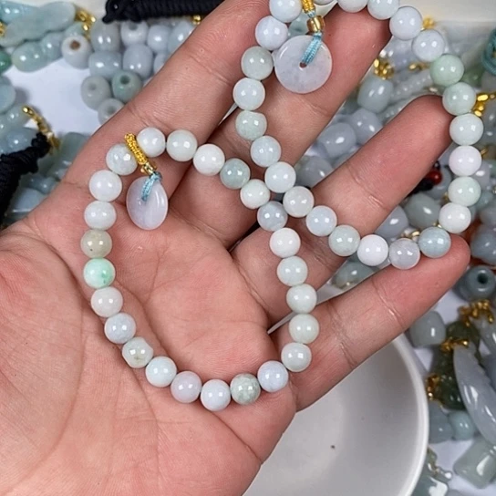 翡翠未镶嵌颈饰天然翡翠随机发1