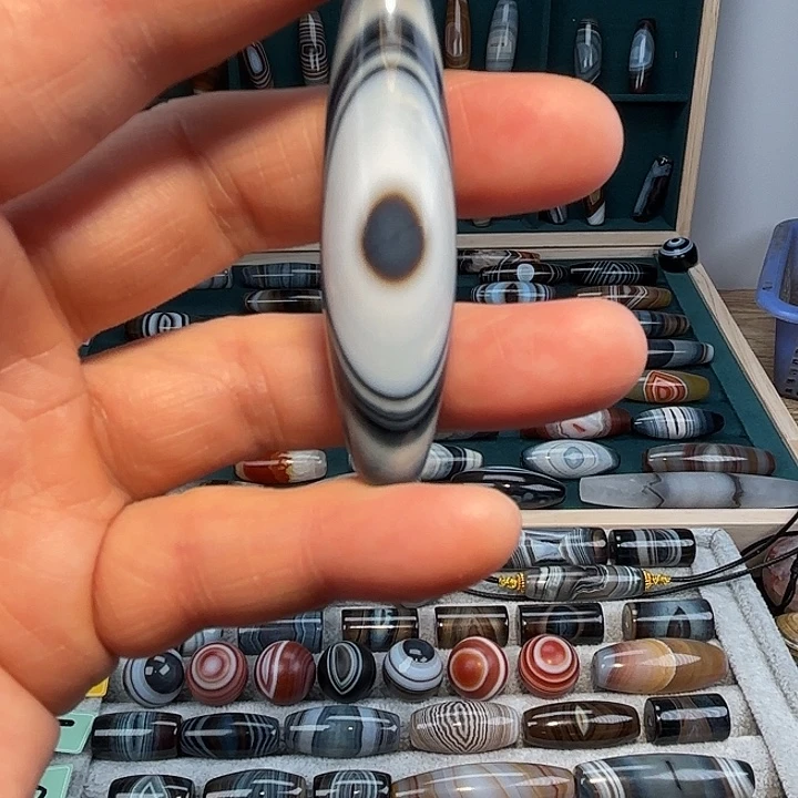 阿***豹玛瑙/玉髓合金珠宝奇石