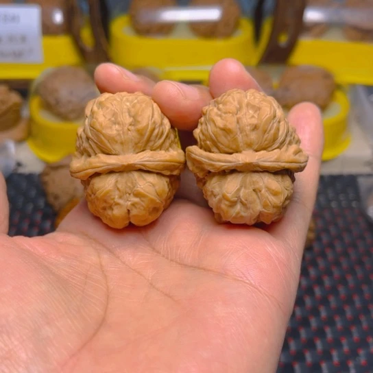 文玩核桃吊坠金蟾