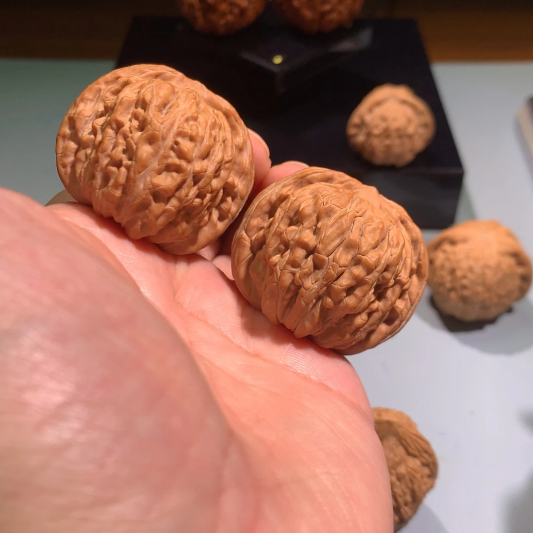 【闪购商品】文玩核桃吊坠汉高楼40