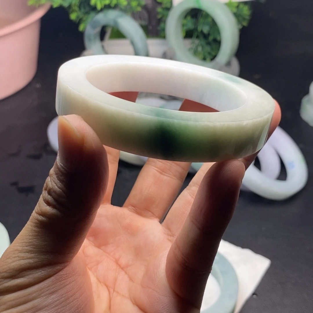 定制翡翠手镯未镶嵌