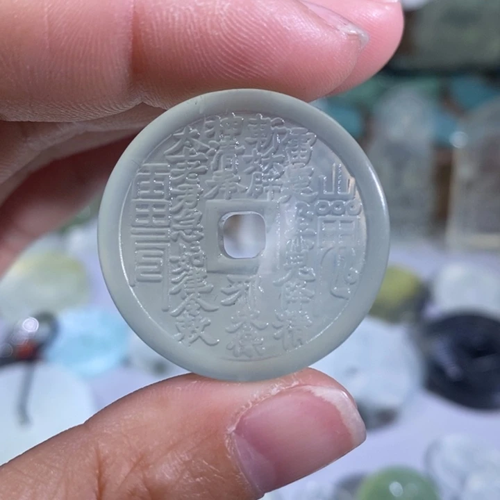 岫玉吊坠未镶嵌吊坠