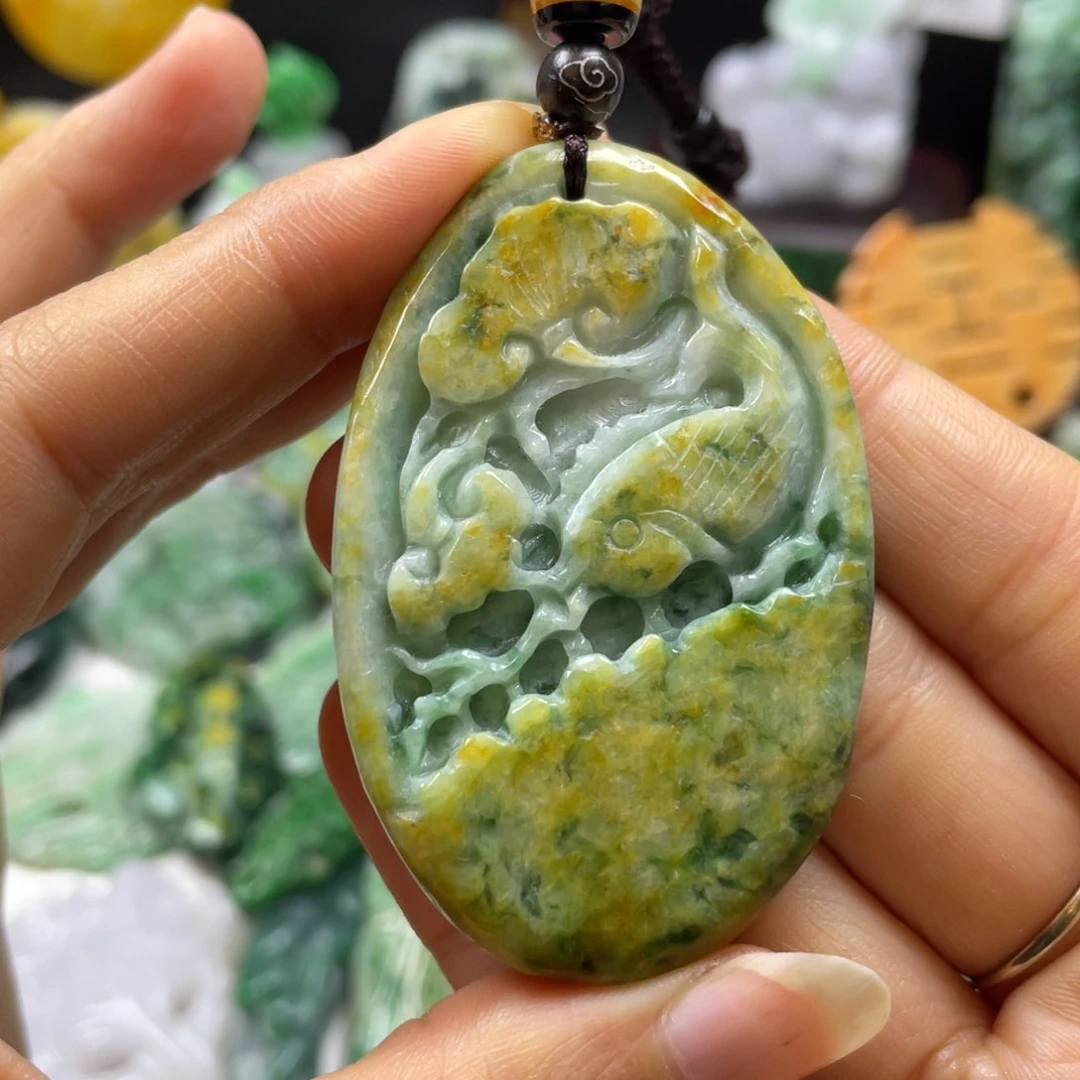 翡翠颈饰未镶嵌牌子