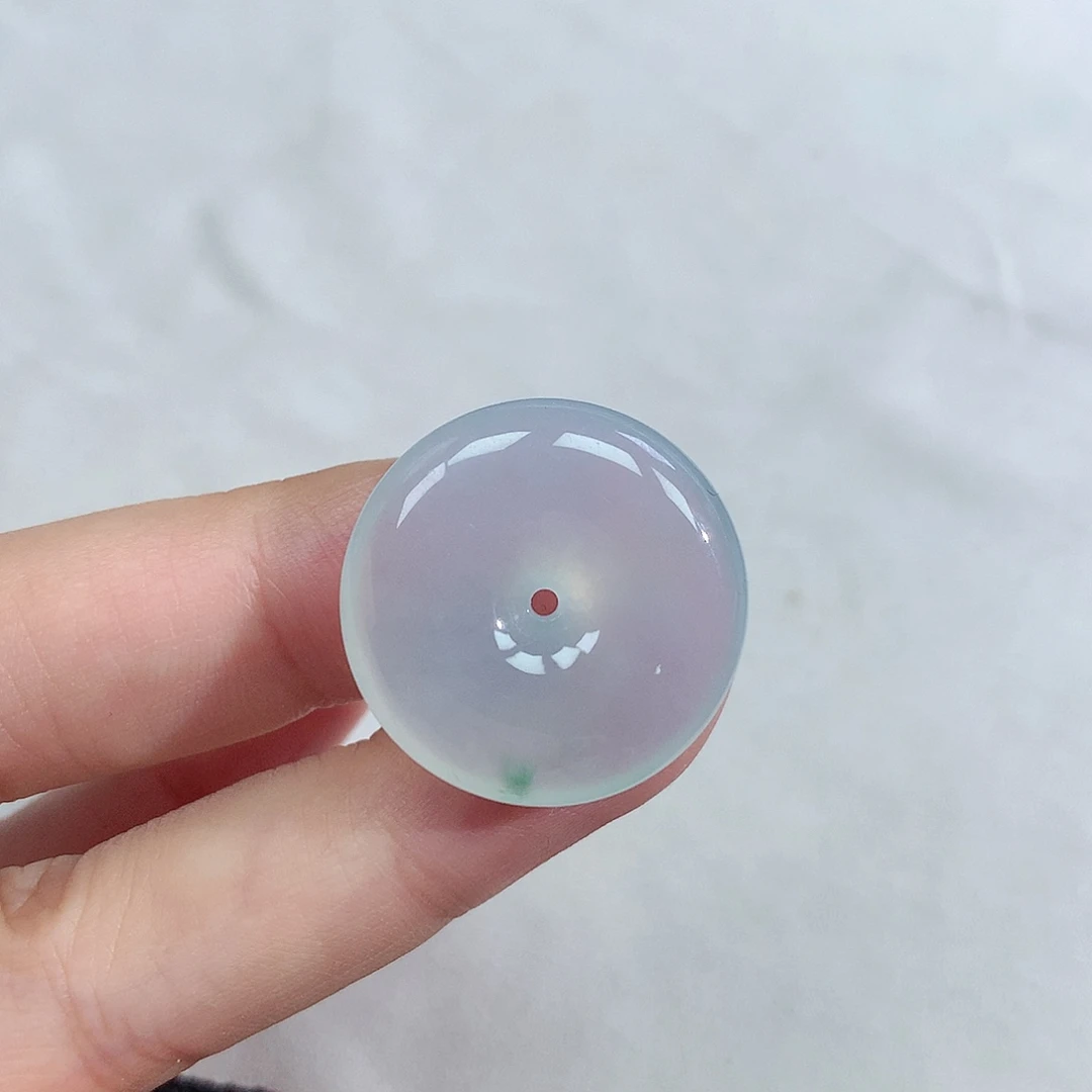 颈饰未镶嵌翡翠平安扣