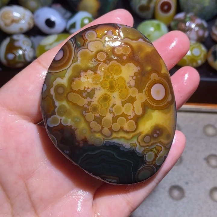 未镶嵌玛瑙/玉髓珠宝半成品24