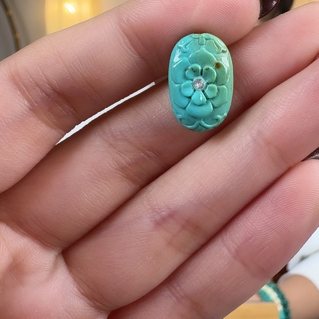 绿松石未镶嵌挂件