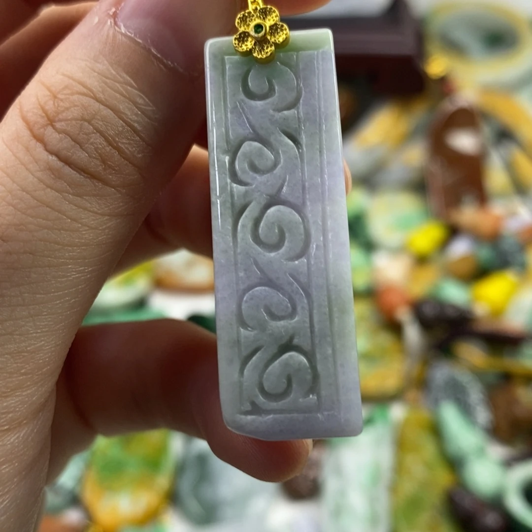 翡翠未镶嵌颈饰吊坠
