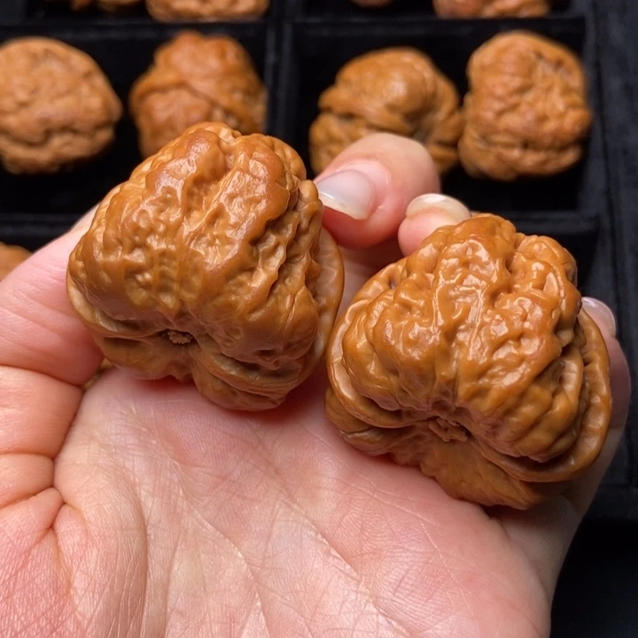 文玩核桃吊坠秦岭核桃