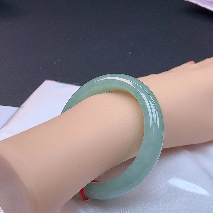 翡翠未镶嵌手镯57