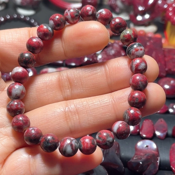 天然辰砂原石手链