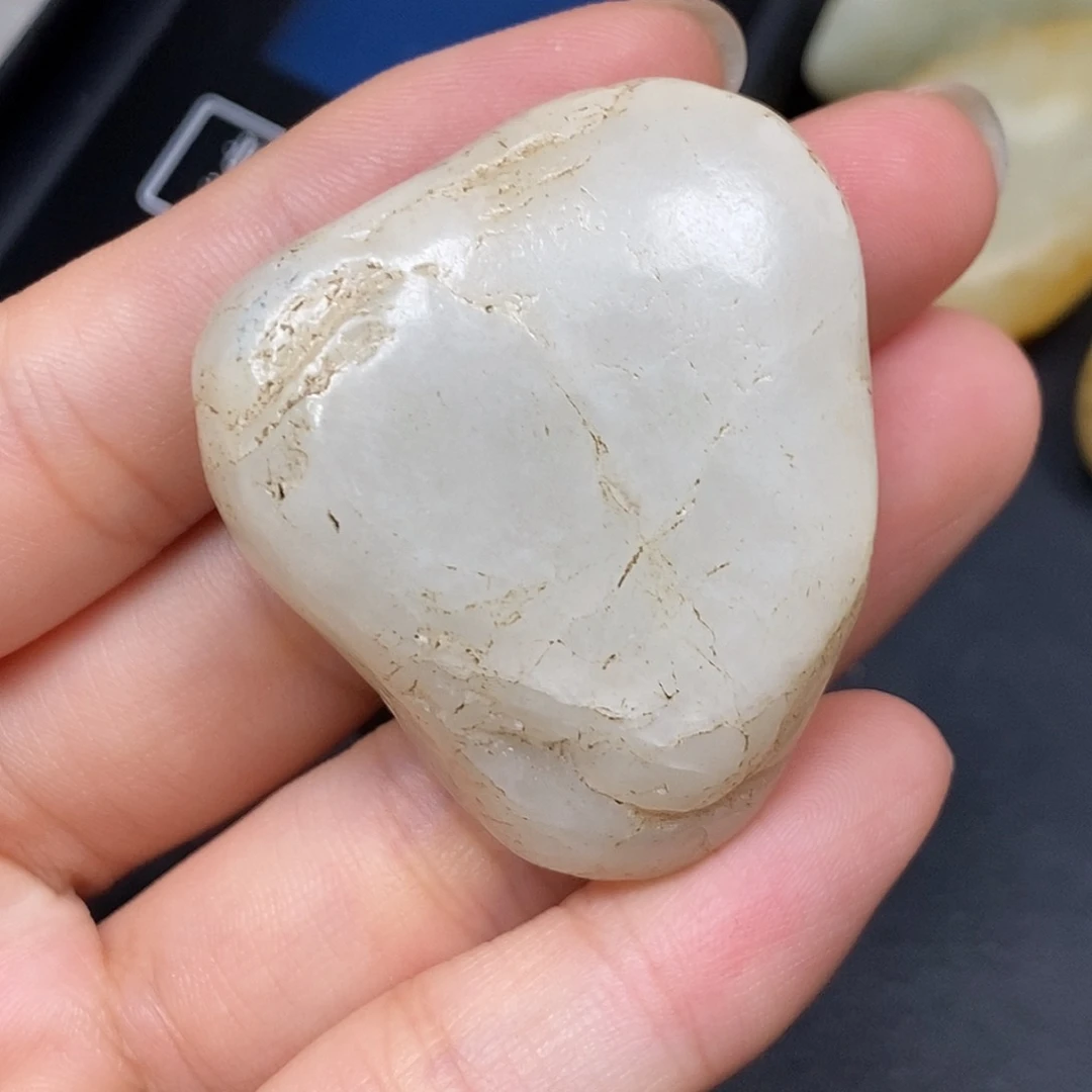 和田玉（糖玉）未镶嵌挂件