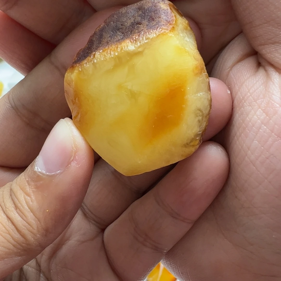 老***王定制琥珀蜜蜡定制